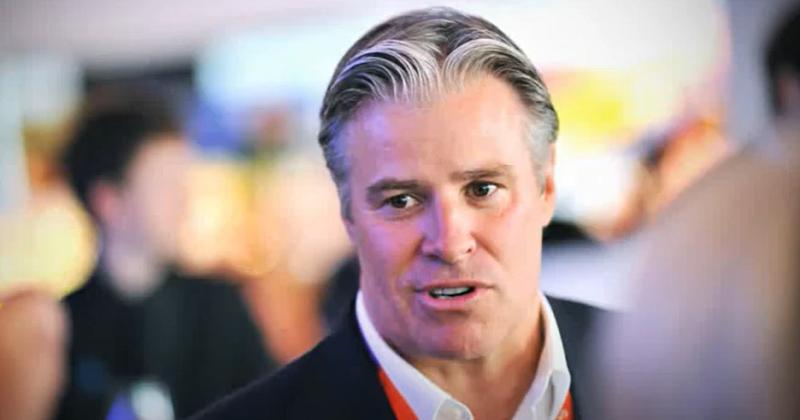 Le directeur général Brett Gosper quitte World Rugby pour... la NFL Europe