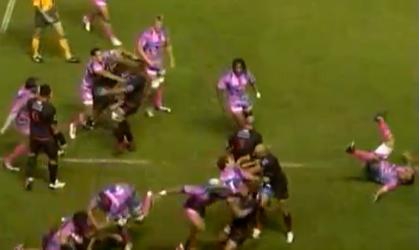 FLASHBACK. Le ninja Norman Jordaan allonge la moitié de l'équipe du Stade Français