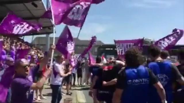 VIDEO. Fédérale 1. Une haie d'honneur réservée aux joueurs de Bourg-en-Bresse avant la demi-finale