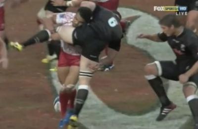 5 semaines de suspension pour le plaquage de Digby Ioane