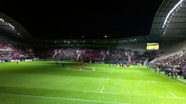 VIDÉO. Stade Français - Toulon. Le RCT décroche sa première victoire de la saison... dans le noir