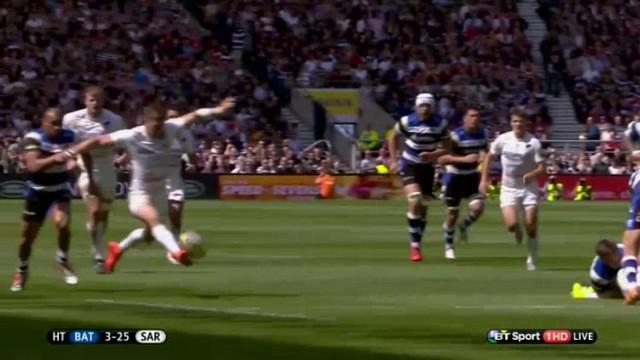 VIDEO. Premiership. Saracens. Le sublime contrôle orienté de David Strettle pour l'essai de Wyles 