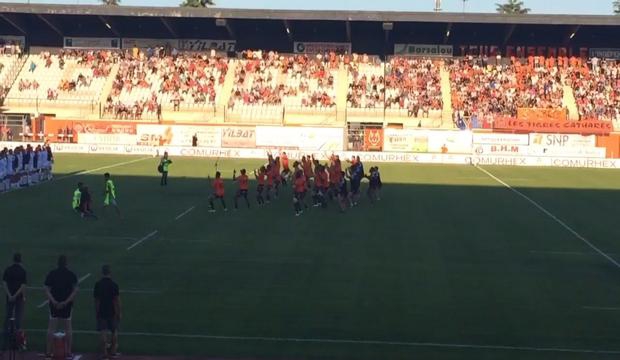 VIDEO. Pro D2 - Le vibrant hommage de Narbonne et de ses joueurs à Jerry Collins 