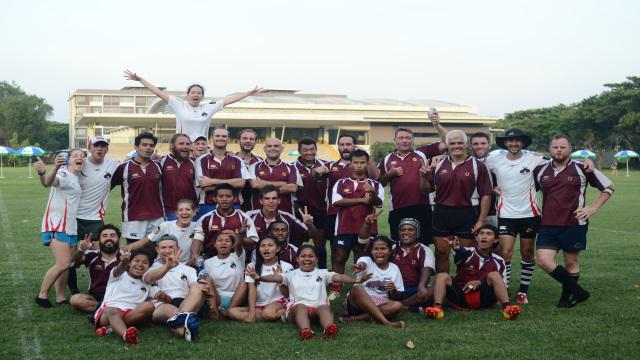 Cambodge - Indochine Cup : partez à la rencontre de Fabien et des Shining Rahus