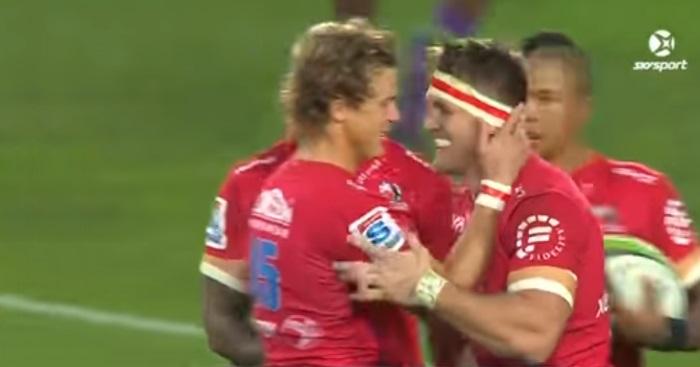 VIDEO. Super Rugby : Jaco Kriel élimine sept défenseurs pour l'essai personnel, les Lions humilient les Sunwolves (94-7)