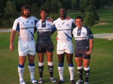 Les maillots 2012-2013 du Castres Olympique