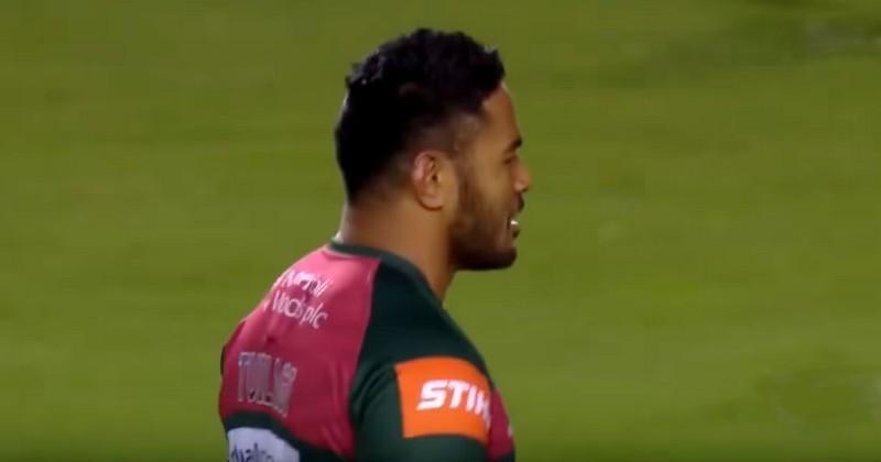 Manu Tuilagi renverse Ben Tameifuna avec un superbe plaquage dans les règles