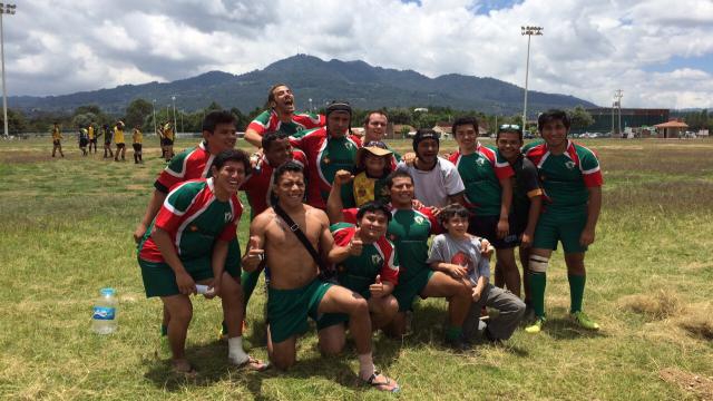 À Cancún, il n'y a pas que le Spring Break : il y aussi le rugby avec un Français, Marius André