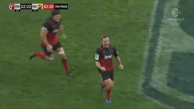 VIDEO. Super Rugby. Du haut de ses 21 ans, Mitchell Hunt offre la victoire aux Crusaders d'un superbe drop de 45m à la 83e