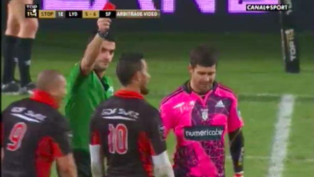 VIDÉO. LOU - Stade Français : Morné Steyn perd son sang froid et prend un carton rouge pour un coup de pied