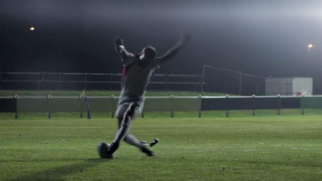 VIDEO. INSOLITE. N'est pas Jonny Wilkinson qui veut, la publicité originale de la Coupe du monde