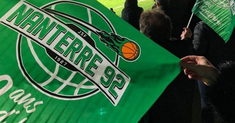 TOP 14 - INSOLITE : face à La Rochelle, la Section Paloise a distribué des drapeaux... de la JSF Nanterre !