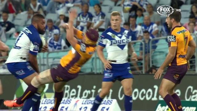 VIDEO. NRL. Frank Pritchard éteint Todd Lowrie avec une charge monstrueuse