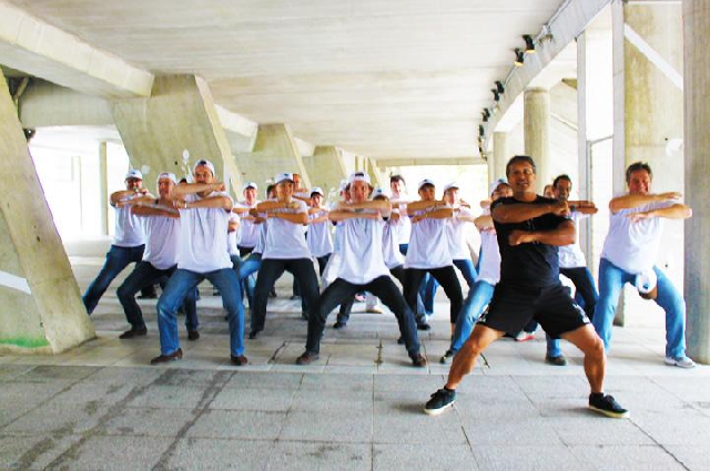 Le haka géant du Paris Rugby Show déménage