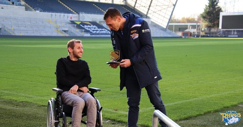 Pour son ami malade, Kevin Sinfield enchaîne 7 marathons en 7 jours