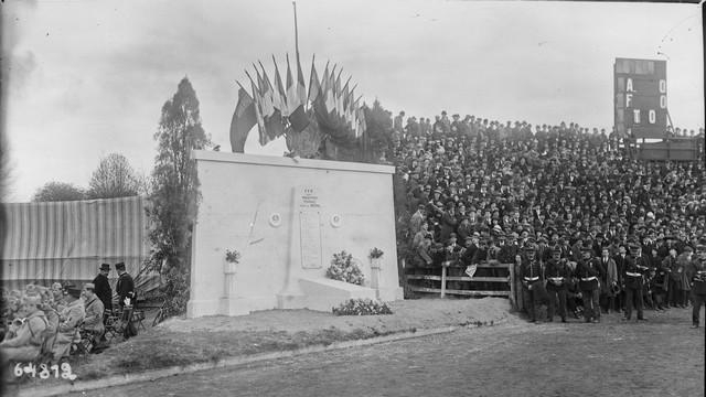 Première Guerre Mondiale, rugby et monuments aux morts