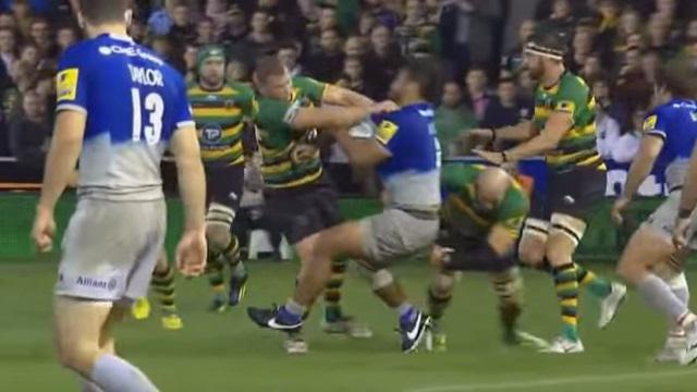 VIDEO. Premiership : Billy Vunipola assommé par l'énorme tampon à l'épaule de Dylan Hartley