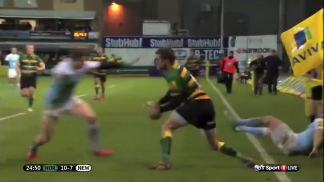 VIDEO. Premiership. Feinte, raffut, feinte...le sang-froid impressionnant de Stephen Myler devant son en-but