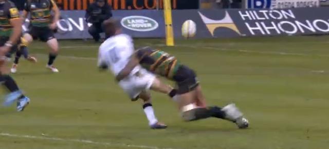 VIDEO. Le plaquage désintégrant de Courtney Lawes sur Phil Godman