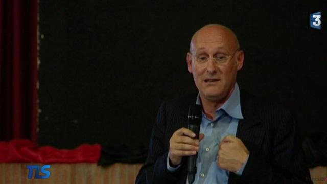 VIDEO. Candidat à la présidence de la FFR, Bernard Laporte veut « remettre l'équipe de France au centre du village »