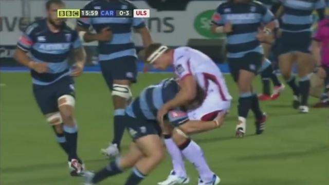 VIDEO. Pro 12. Robbie Diack stoppé par un énorme bouchon du pilier Sam Hobbs