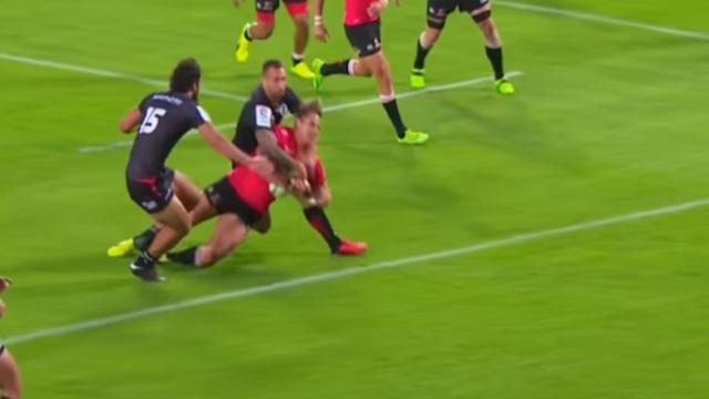 VIDEO. Super Rugby : expulsé face aux Lions, Quade Cooper est suspendu trois semaines