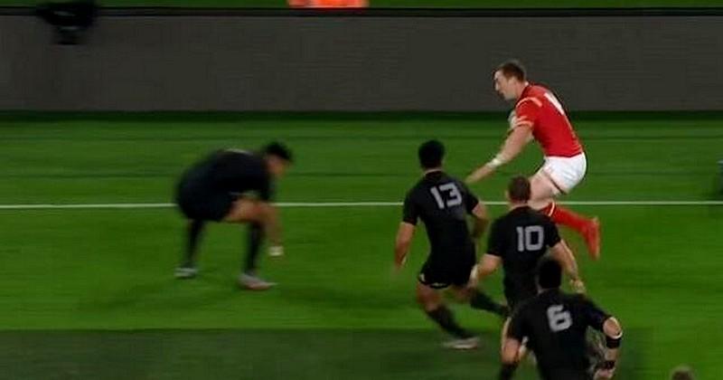 VIDEO. All Blacks - Pays de Galles : quand George North dépose Julian Savea sur les appuis