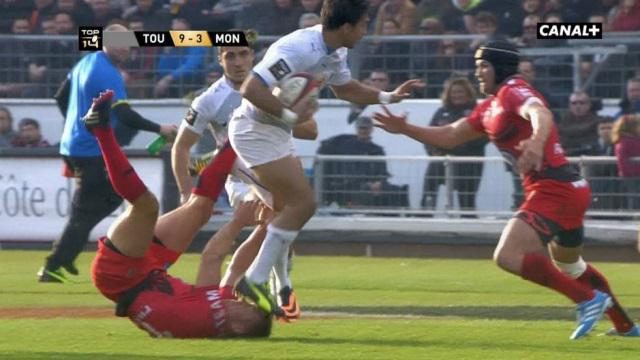 VIDEO. RCT - Jonny Wilkinson en sang après s'être fait piétiner le visage