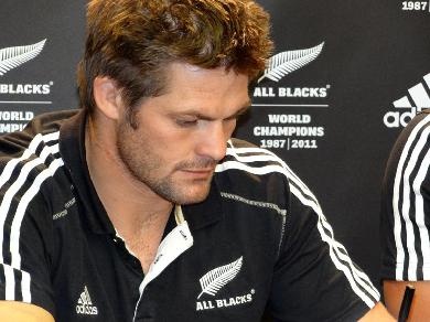 Richie McCaw regrette les embrouilles avec Quade Cooper dans son autobiographie