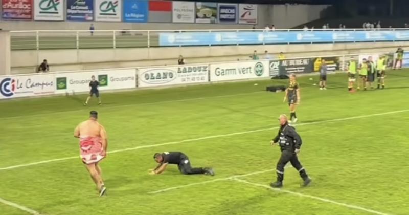 VIDEO. RUGBY. Ce géant s'invite sur la pelouse et colle des raffuts à la sécurité en plein match !