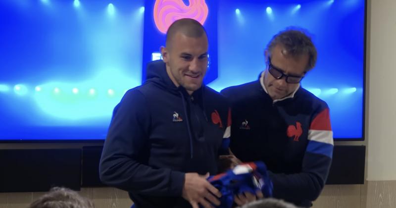 XV DE FRANCE. Titulaire à l'aile, Fabien Galthié encense Gabin Villière !