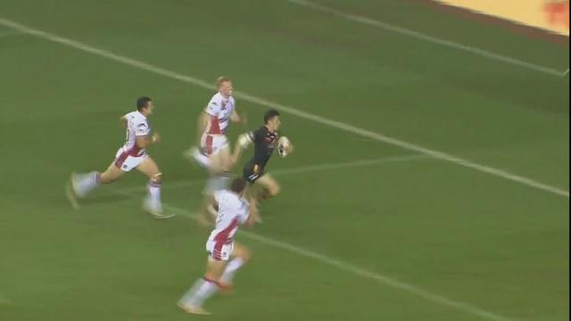 VIDEO. Rugby à 13. Morgan Escaré conclut une magnifique action de 80m pour les Dragons Catalans en Super League