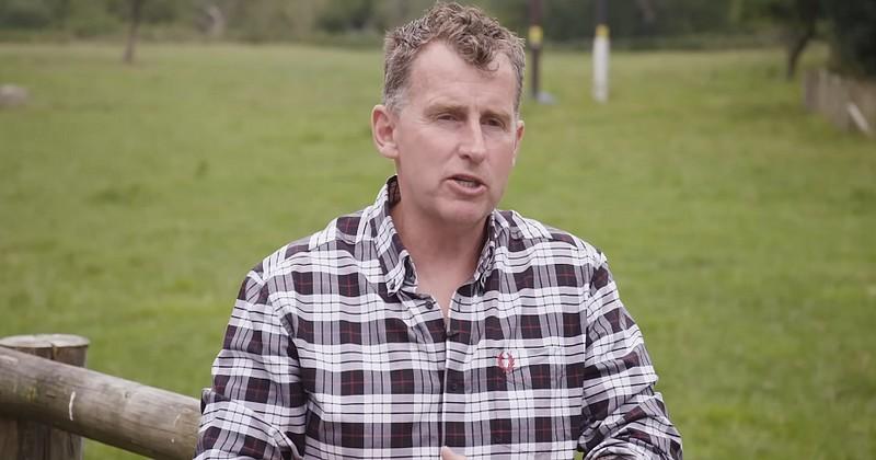 ARBITRAGE. Carton rouge de 20 minutes ? Nigel Owens alerte sur les dérives d’une telle pratique