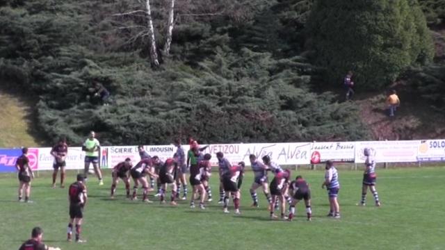 VIDEO. Rugby Amateur : un courageux petit ramasseur de balle s'aventure dans la verdure pour renvoyer la gonfle !