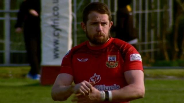 VIDEO. À 40 ans, Shane Williams rechausse les crampons et emmène le club de ses débuts en finale de la Coupe