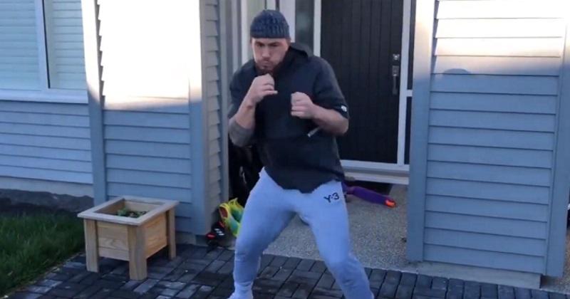 VIDÉO. WTF : Sonny Bill Williams parodie Rocky Balboa pour promouvoir son prochain combat