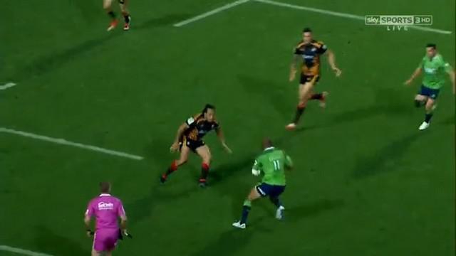 VIDEO. Super 15. Patrick Osborne se paye Hosea Gear et SBW avec un appui destructeur pour l'essai