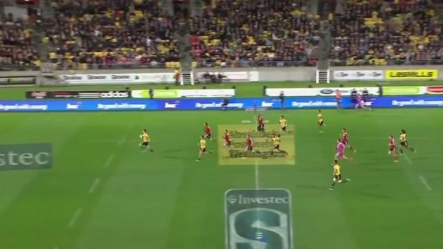 VIDEO. Super Rugby. Beauden Barrett fait des misères aux Crusaders avec ses cannes de feu 