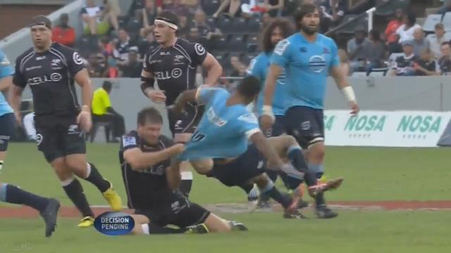 VIDEO. Super Rugby - François Steyn s'essaie au lancer de marteau avec Kurtley Beale 