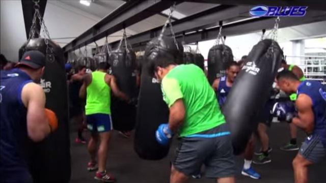 VIDEO. Super Rugby - Les Auckland Blues en mode crossfit avant le début de la saison