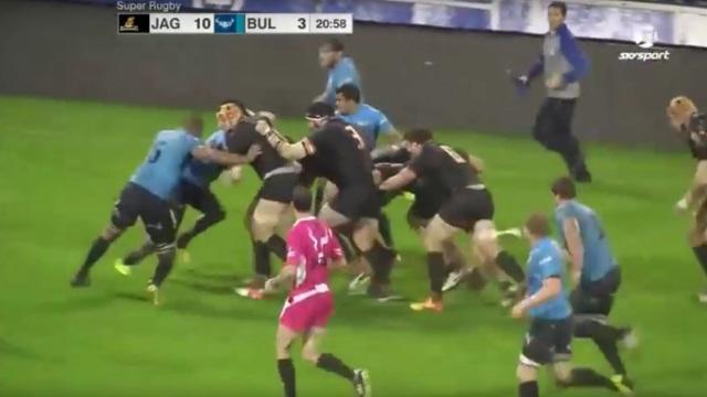 VIDEO. Super Rugby : la cocotte monstrueuse des Jaguares enfonce les Bulls jusqu'à l'en-but