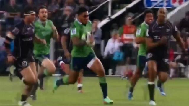 VIDEO. Super Rugby - Malakai Fekitoa mystifie six défenseurs des Sharks pour l'un des plus beaux essais de la saison