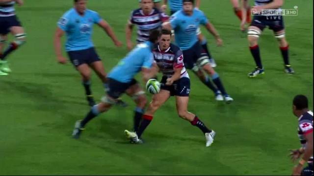 VIDEO. Super Rugby. Mike Harris se fait désosser par Dave Dennis 