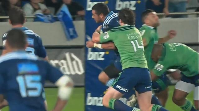 VIDEO. Super Rugby - Patrick Osborne fait une Zinédine Zidane à son propre coéquipier 