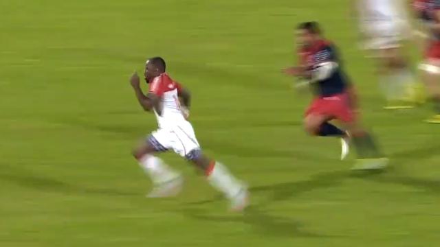 VIDÉO. PRO D2. Takudzwa Ngwenya ouvre la défense de Béziers en deux pour un superbe essai