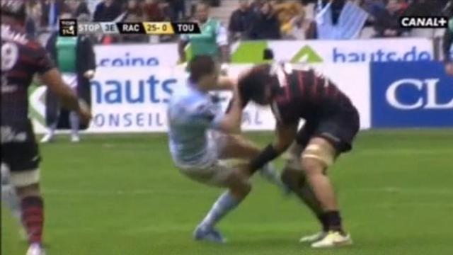 VIDEO. Top 14 : l'énorme arrêt buffet de Iosefa Tekori sur Jonathan Sexton