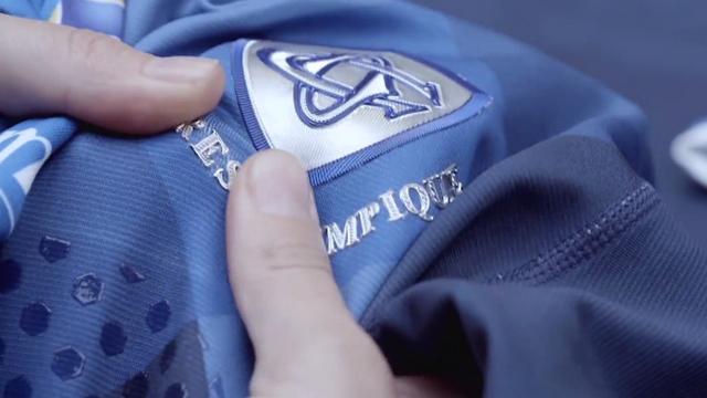 VIDEO. Top 14 - Les Castres Olympique présente ses nouveaux maillots et ses recrues