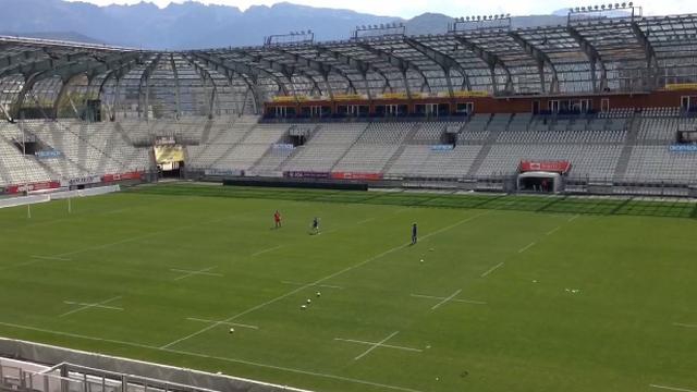 VIDEO. Top 14. Pénalité de 60 mètres et passes "à l'aveugle" au programme de l'entraînement du FCG