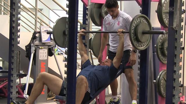 VIDEO. Top 14 - Reprise musclée pour le Stade Français, en douceur pour le Racing-Métro