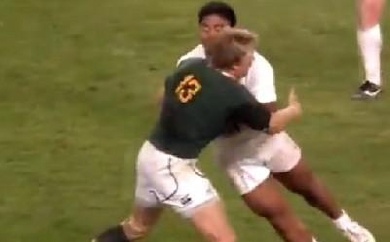 Duel explosif entre Manu Tuilagi et Jean de Villiers 